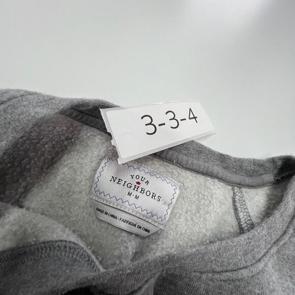 Your Neighbors Pullover Sweater Mens Medium Gray Black Nylon Contrast Crewneck - Picture 4 of 8